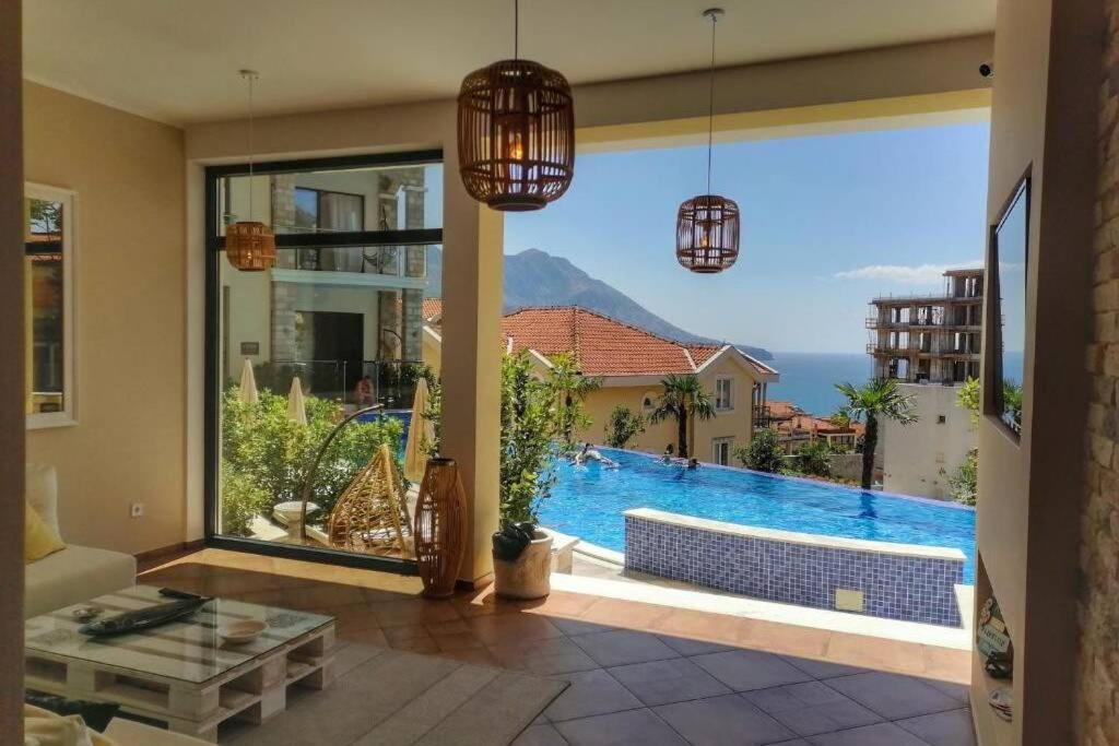 Modern Top Floor Sea View 3Br With Pools, Spa & Fitness Bečići Kültér fotó