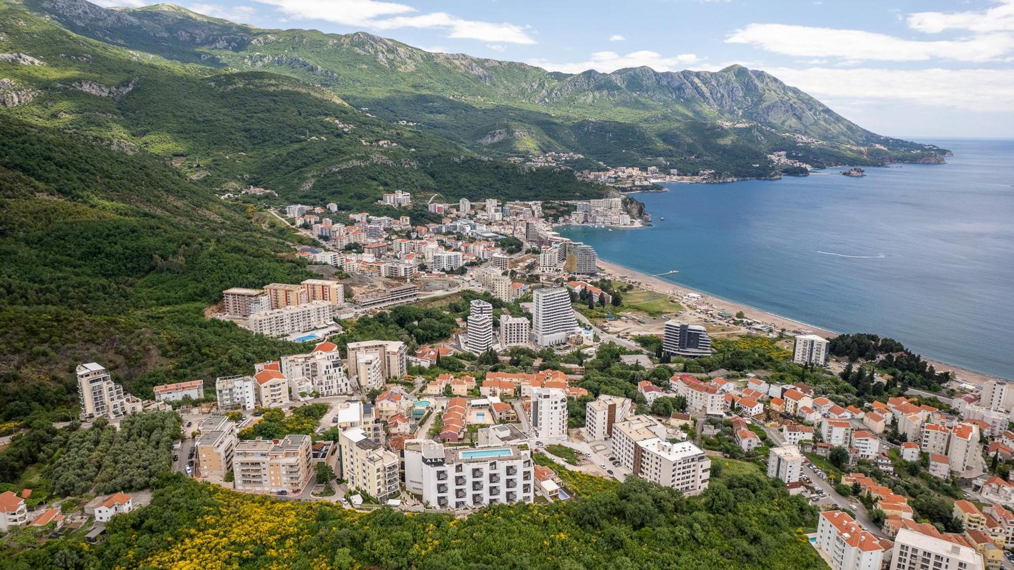 Modern Top Floor Sea View 3Br With Pools, Spa & Fitness Bečići Kültér fotó