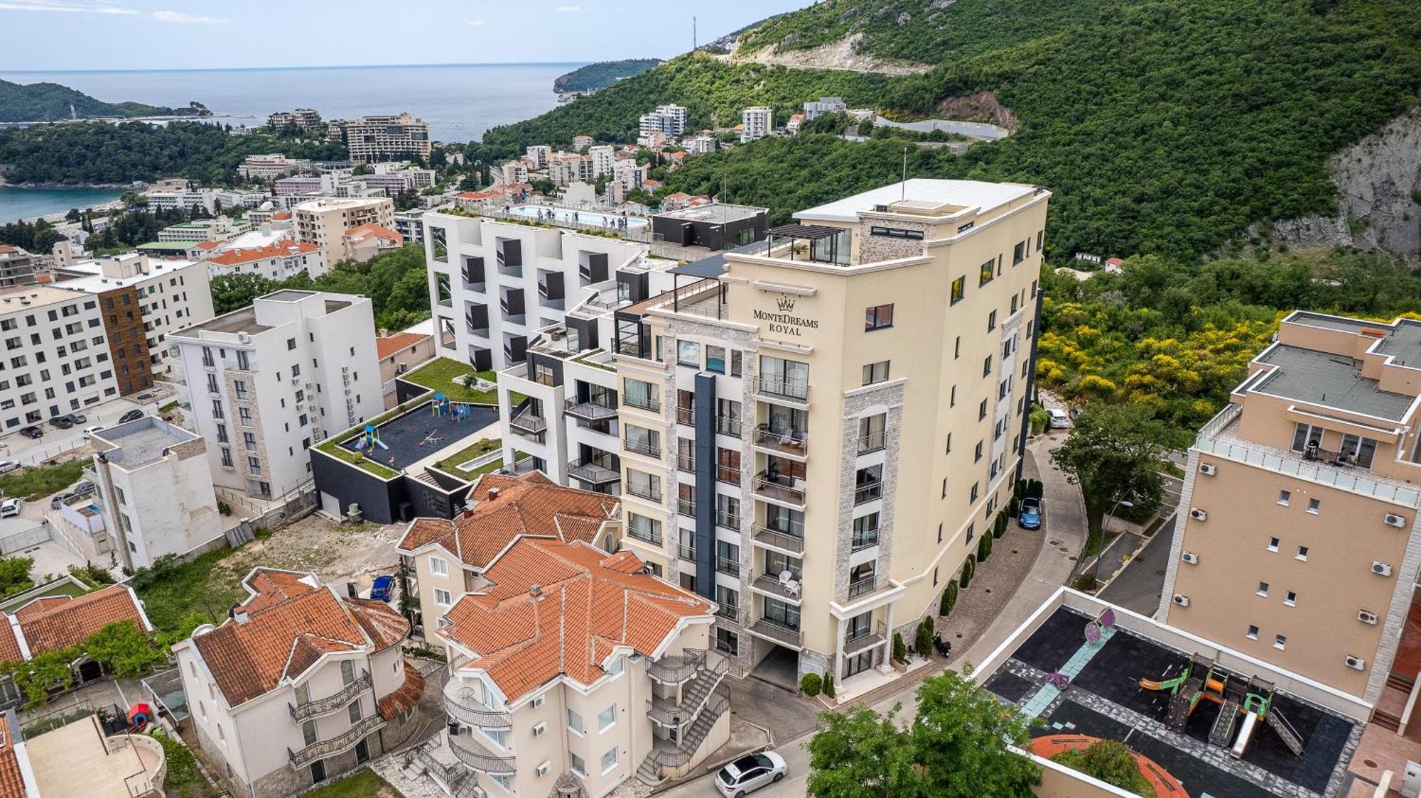Modern Top Floor Sea View 3Br With Pools, Spa & Fitness Bečići Kültér fotó
