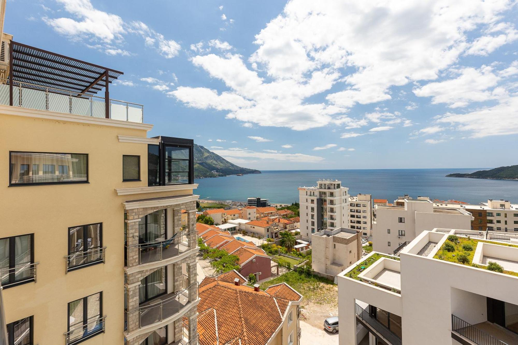 Modern Top Floor Sea View 3Br With Pools, Spa & Fitness Bečići Kültér fotó