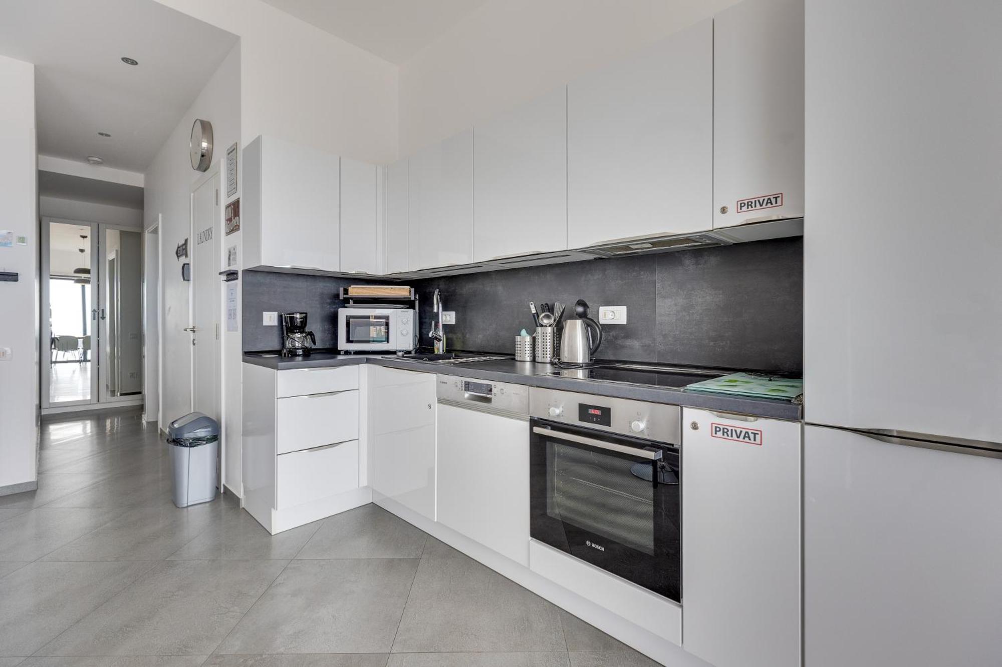Modern Top Floor Sea View 3Br With Pools, Spa & Fitness Bečići Kültér fotó