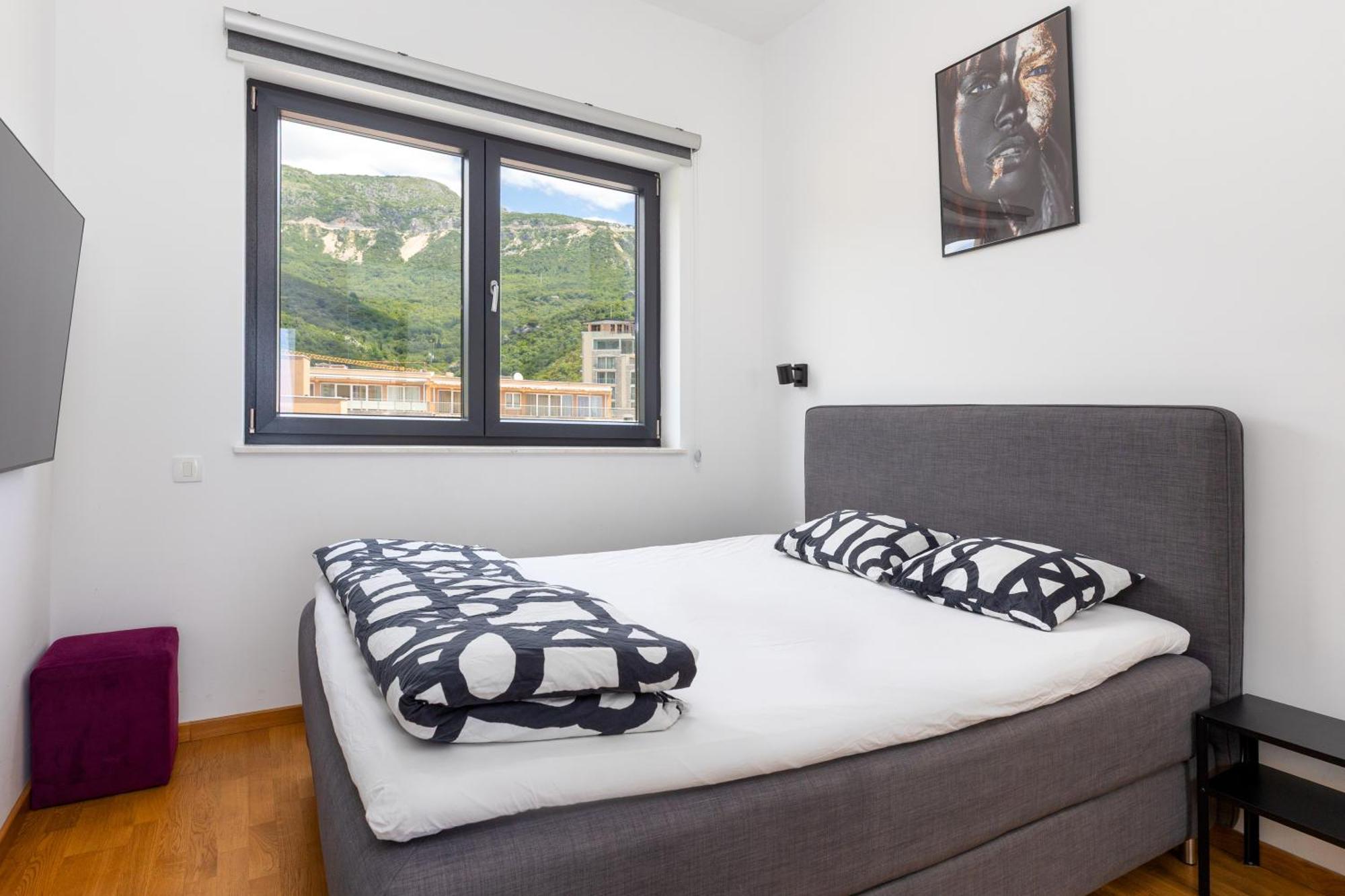 Modern Top Floor Sea View 3Br With Pools, Spa & Fitness Bečići Kültér fotó