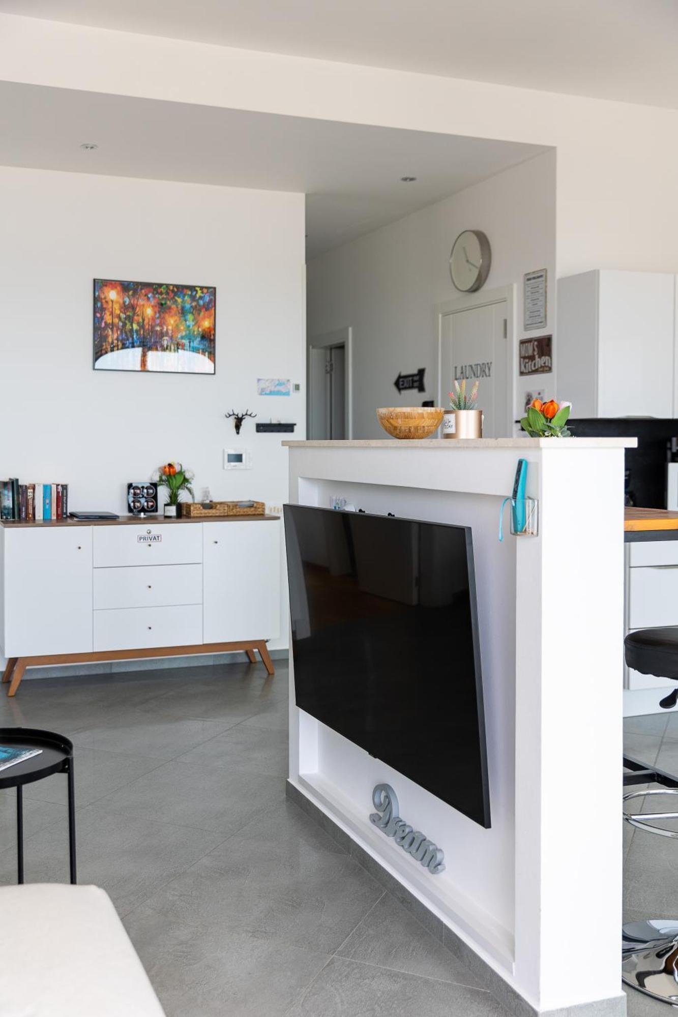 Modern Top Floor Sea View 3Br With Pools, Spa & Fitness Bečići Kültér fotó